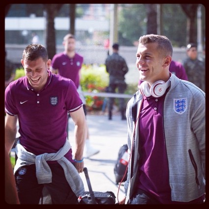 england-beats-headphone-426x426