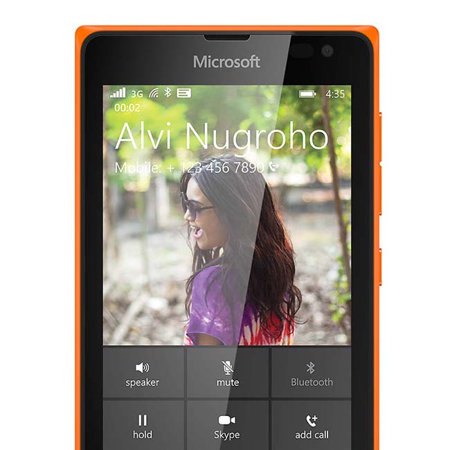 Microsoft Lumia 435 03